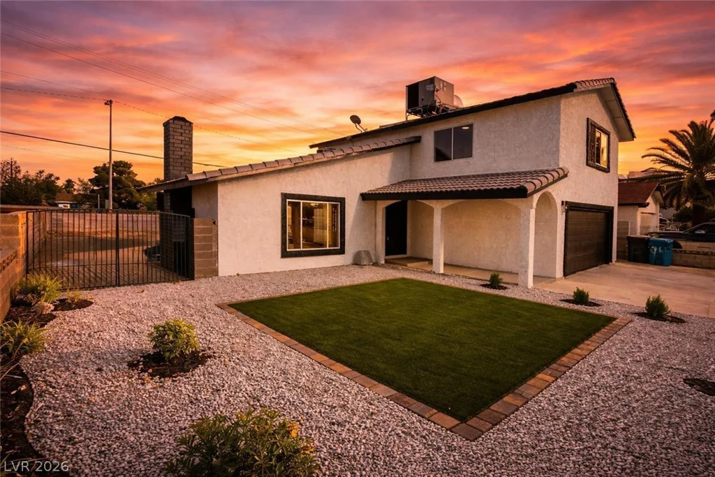 2294 Miner, Las Vegas, NV 89104
