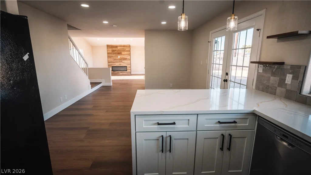 2294 Miner, Las Vegas, NV 89104