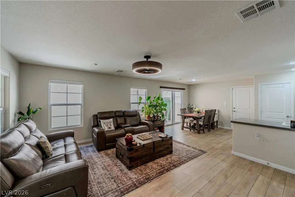 2084 Airy Petals, Henderson, NV 89044