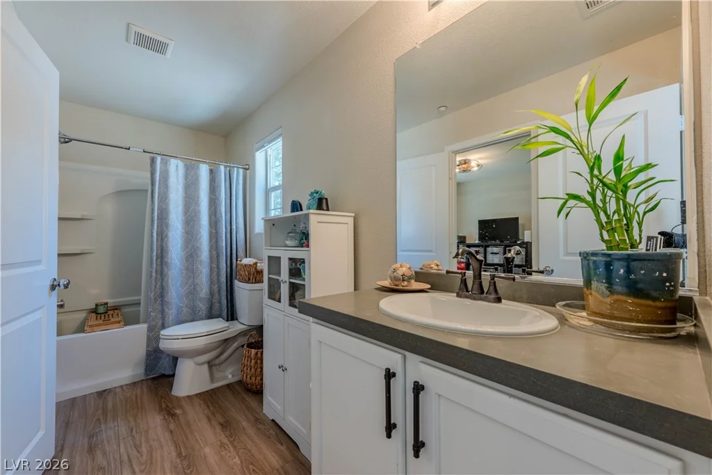 2084 Airy Petals, Henderson, NV 89044