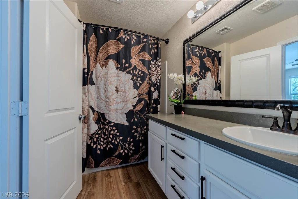 2084 Airy Petals, Henderson, NV 89044