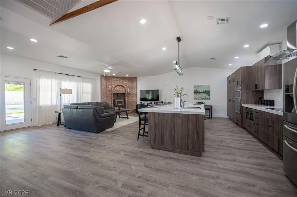 8625 Edmond, Las Vegas, NV 89139