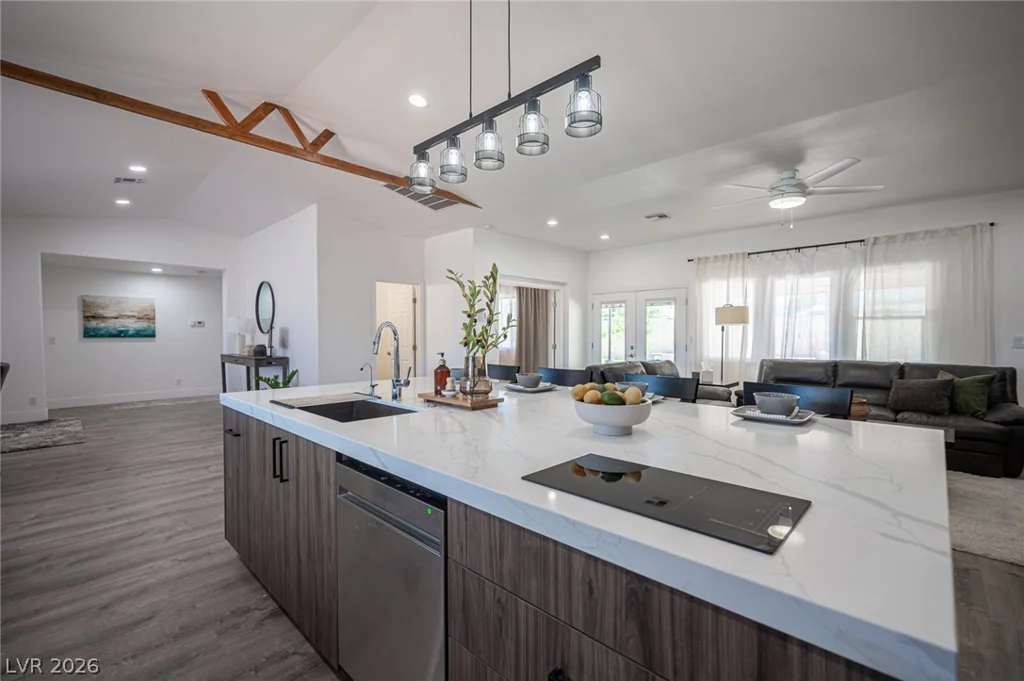 8625 Edmond, Las Vegas, NV 89139