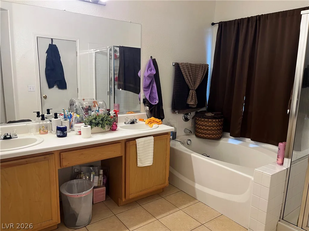 3744 Fawn Creek, Las Vegas, NV 89115