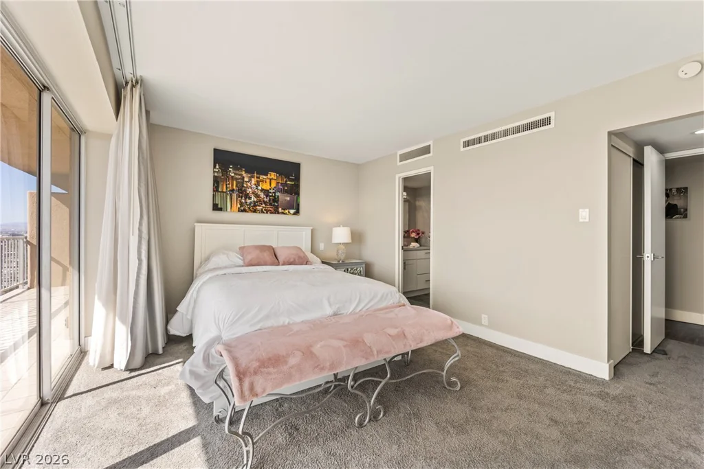 3111 Bel Air, Las Vegas, NV 89109