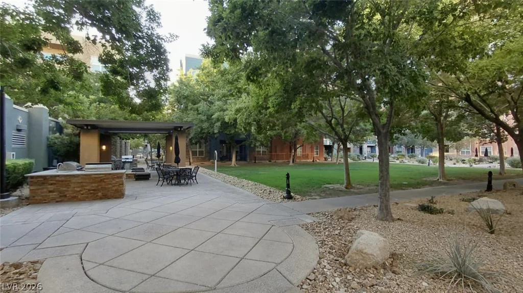 56 Serene, Las Vegas, NV 89123