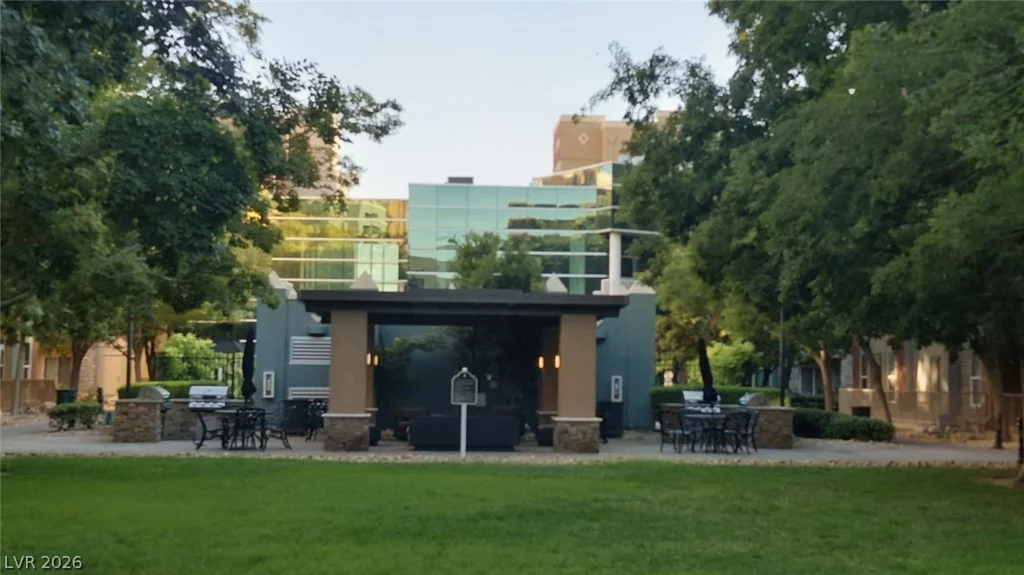 56 Serene, Las Vegas, NV 89123