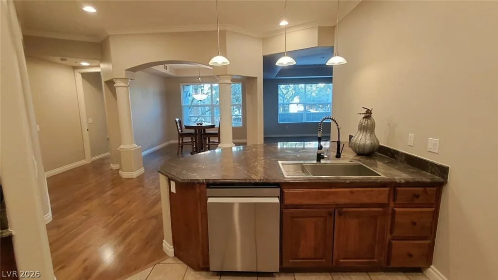 56 Serene, Las Vegas, NV 89123