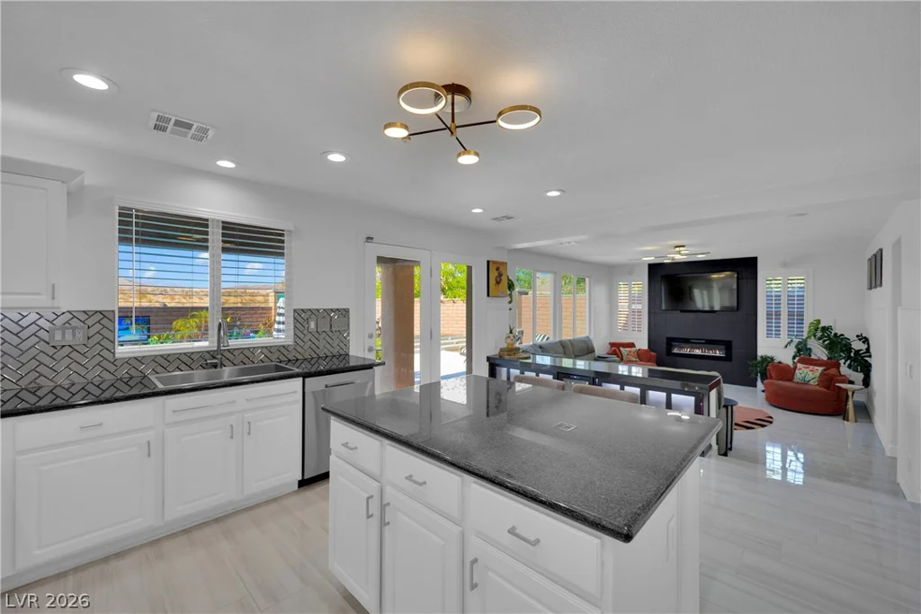 7895 Red Rock Ridge, Las Vegas, NV 89179