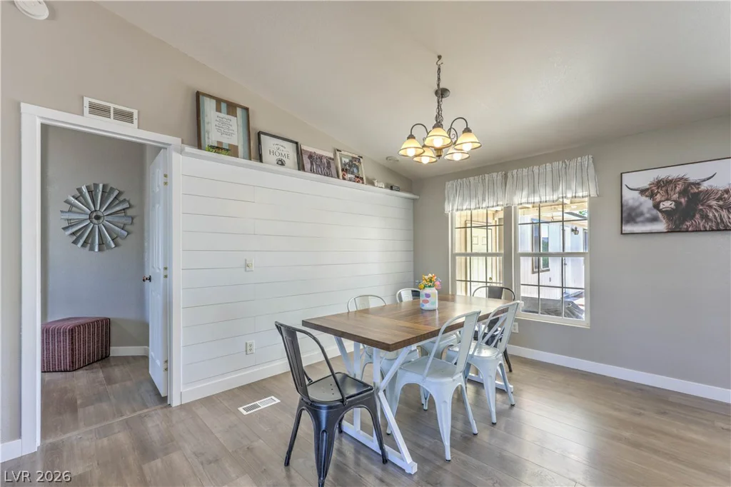 348 Tres Palomas, Overton, NV 89040