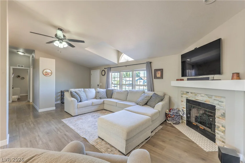 348 Tres Palomas, Overton, NV 89040