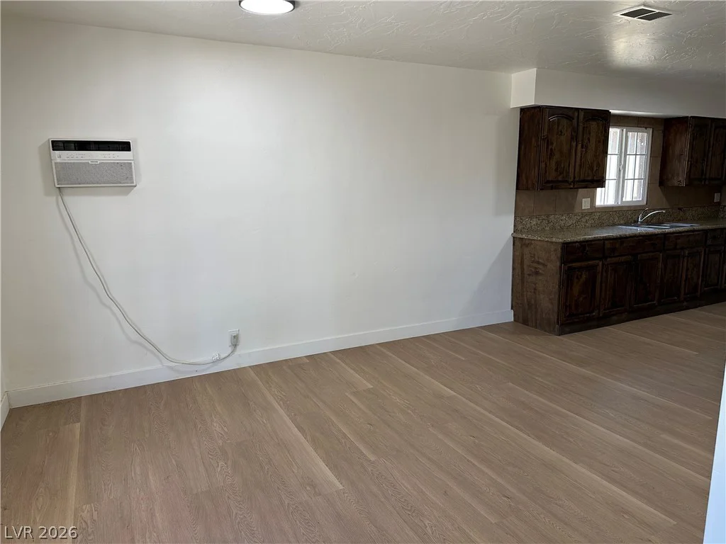 2876 Escuela, Las Vegas, NV 89121