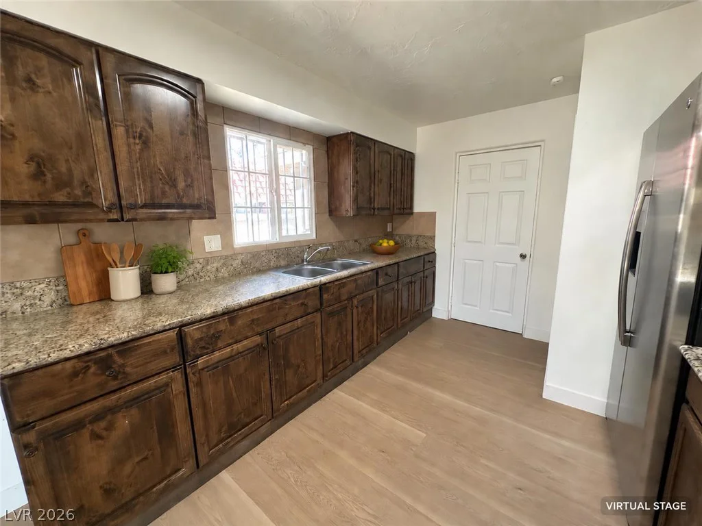 2876 Escuela, Las Vegas, NV 89121