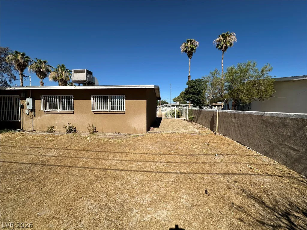 2876 Escuela, Las Vegas, NV 89121