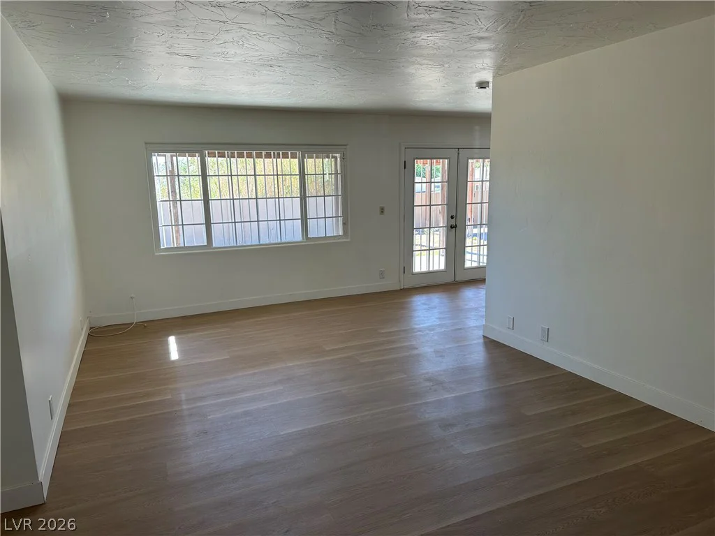 2876 Escuela, Las Vegas, NV 89121