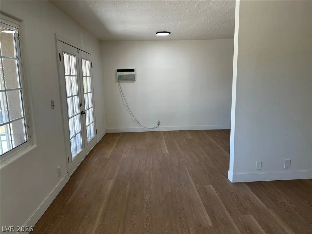 2876 Escuela, Las Vegas, NV 89121