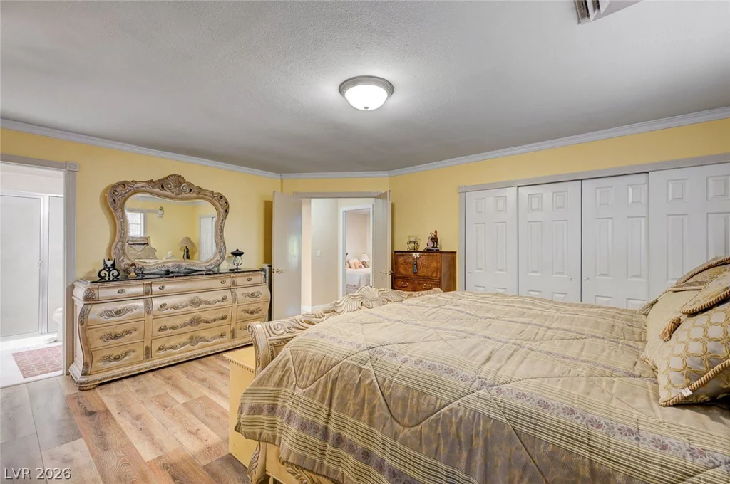 6790 Oakey, Las Vegas, NV 89146