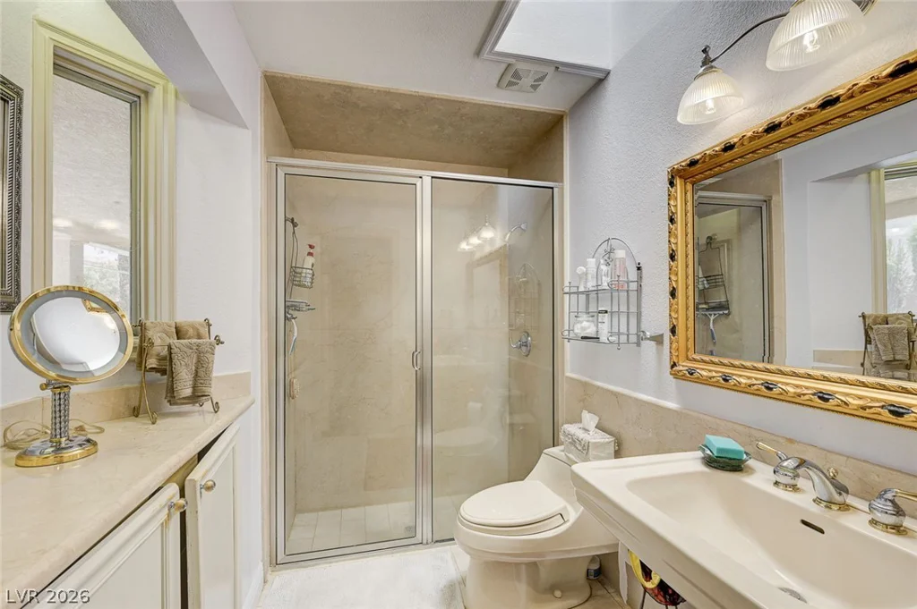 6790 Oakey, Las Vegas, NV 89146