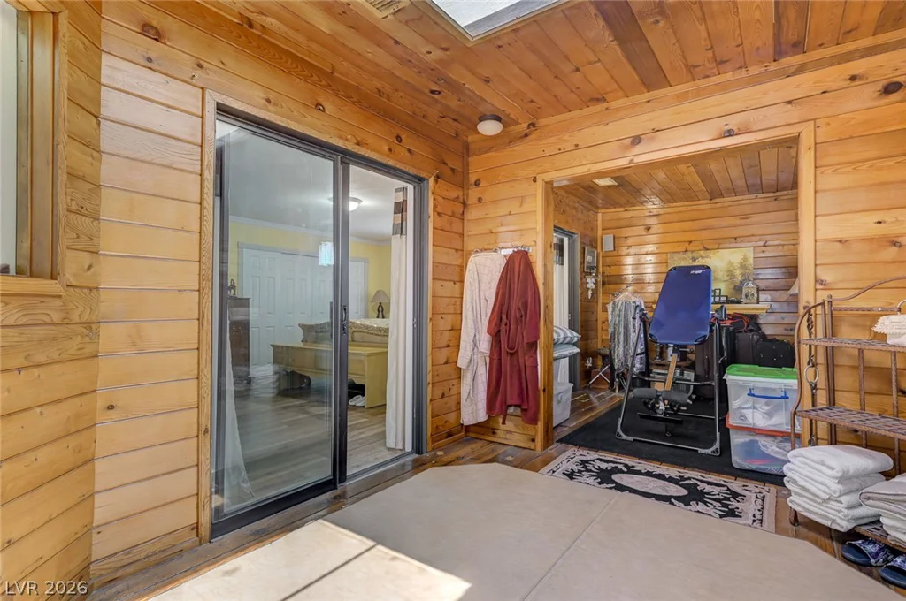 6790 Oakey, Las Vegas, NV 89146