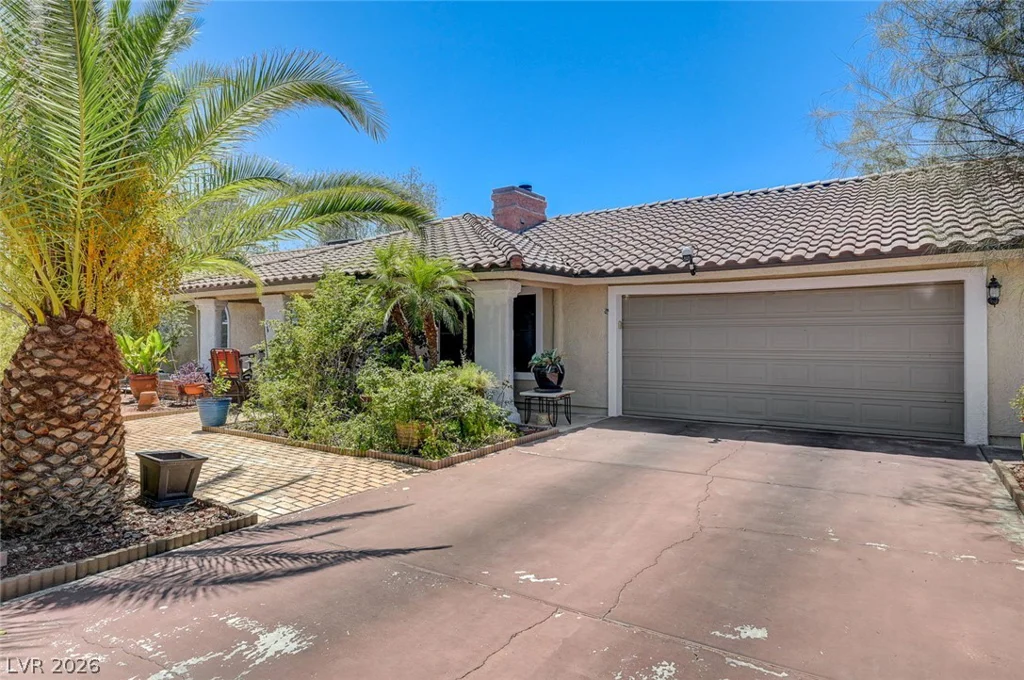 6790 Oakey, Las Vegas, NV 89146