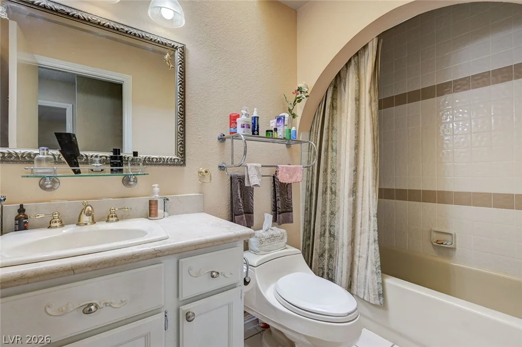6790 Oakey, Las Vegas, NV 89146