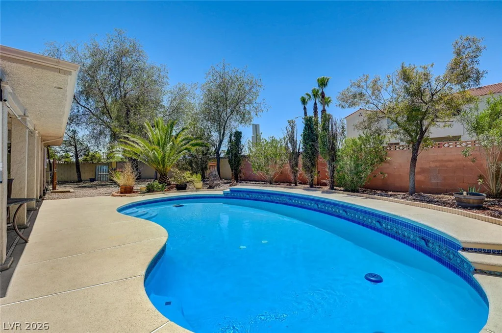 6790 Oakey, Las Vegas, NV 89146
