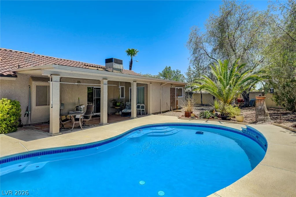 6790 Oakey, Las Vegas, NV 89146