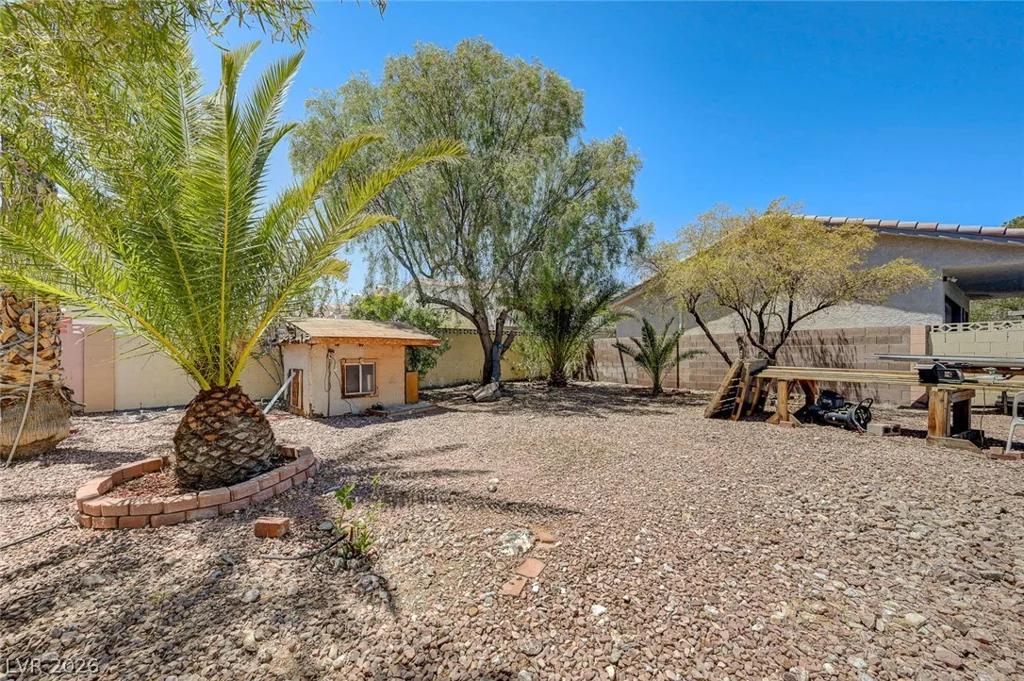 6790 Oakey, Las Vegas, NV 89146