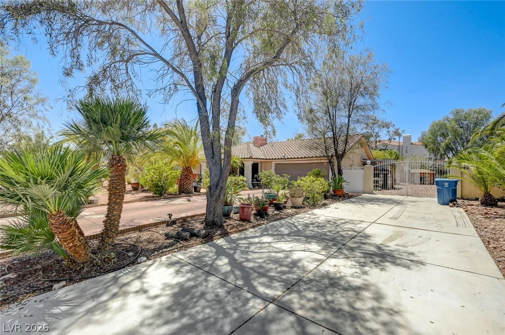 6790 Oakey, Las Vegas, NV 89146