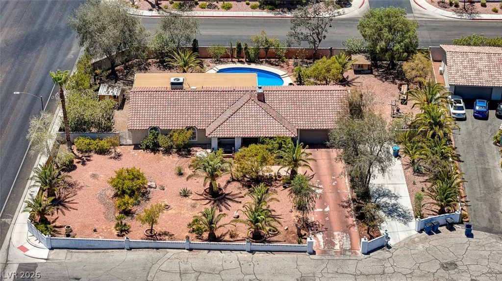 6790 Oakey, Las Vegas, NV 89146
