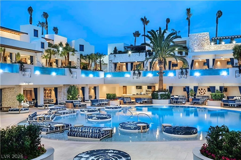 4381 Flamingo, Las Vegas, NV 89103