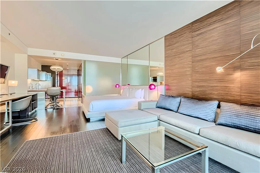 4381 Flamingo, Las Vegas, NV 89103