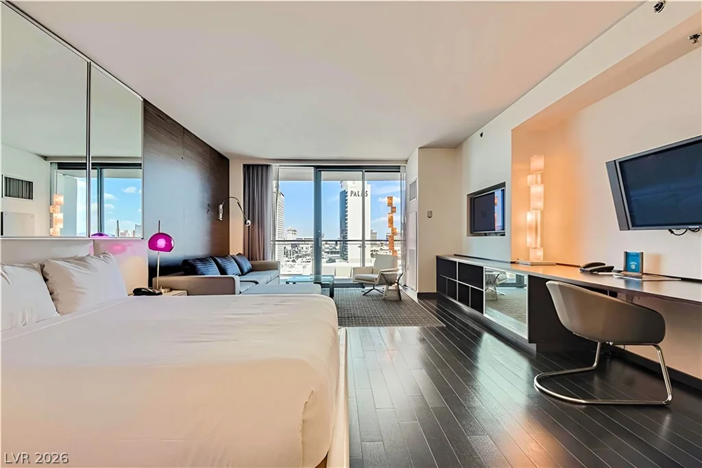 4381 Flamingo, Las Vegas, NV 89103