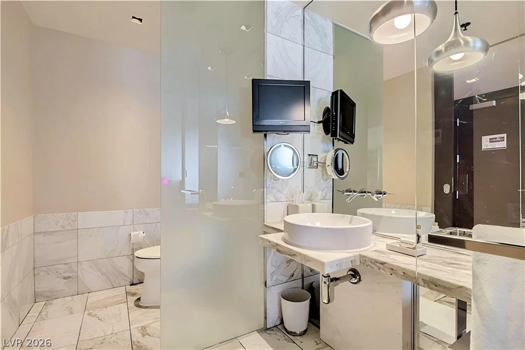 4381 Flamingo, Las Vegas, NV 89103