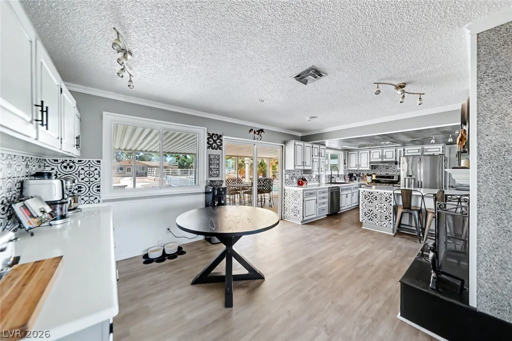 285 Shelbourne, Las Vegas, NV 89123