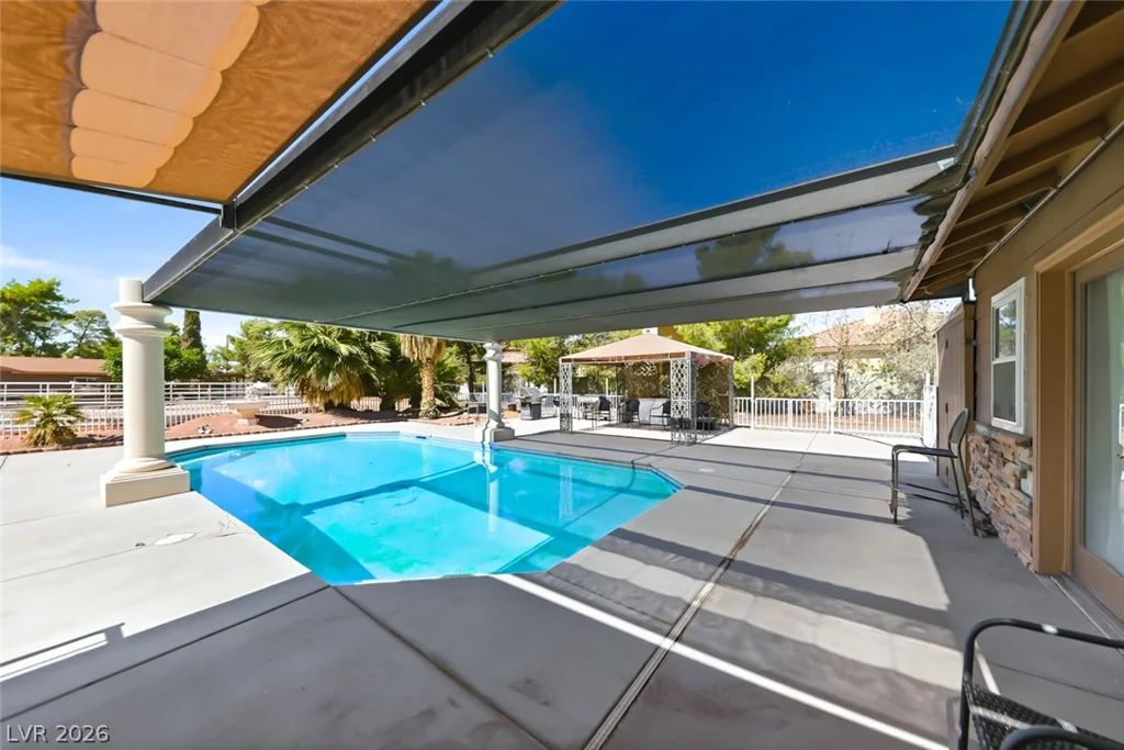 285 Shelbourne, Las Vegas, NV 89123