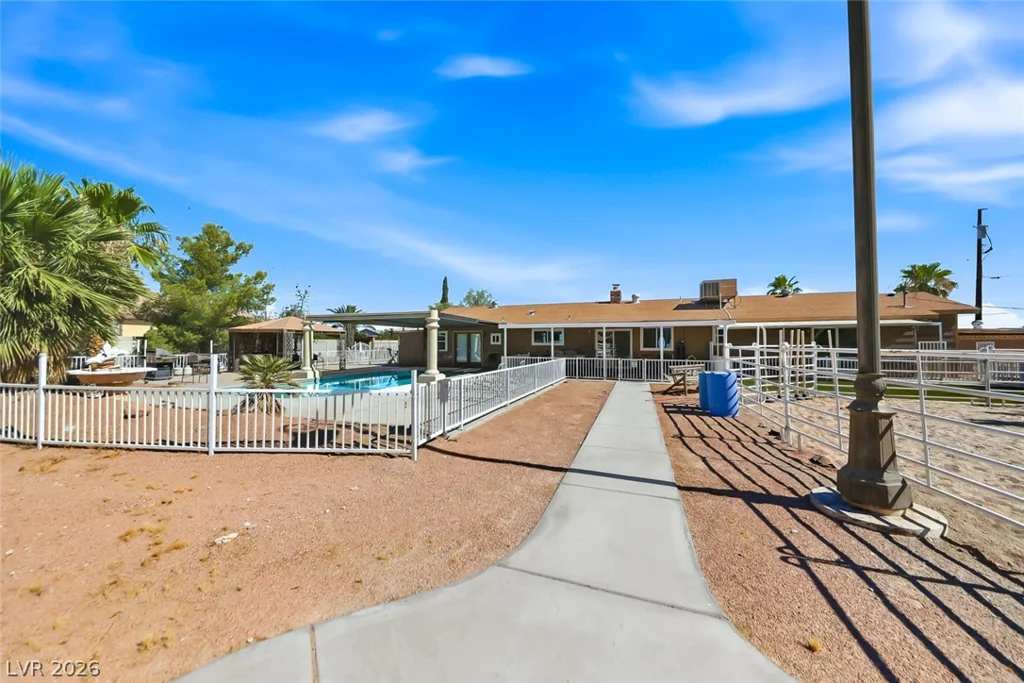 285 Shelbourne, Las Vegas, NV 89123