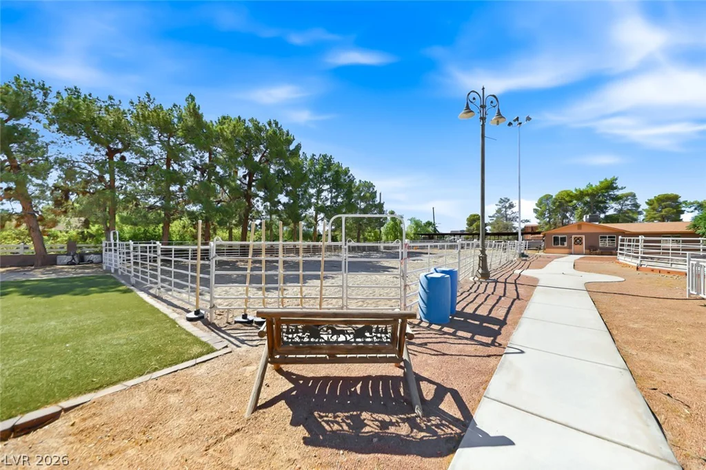285 Shelbourne, Las Vegas, NV 89123