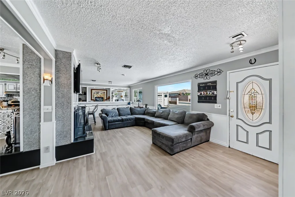 285 Shelbourne, Las Vegas, NV 89123