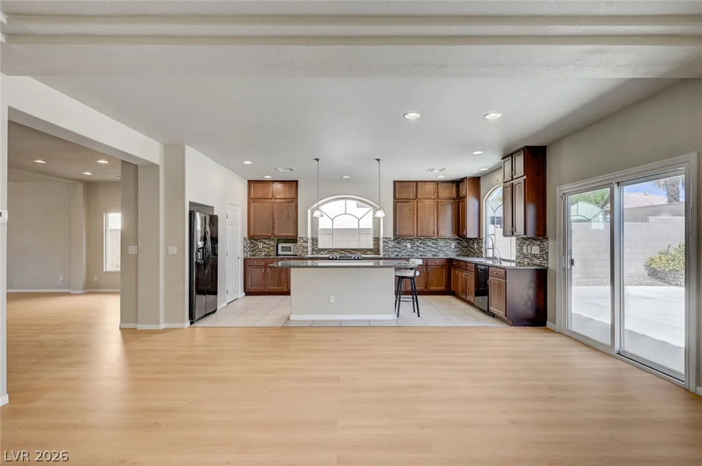 5562 Yarra Valley, Las Vegas, NV 89139