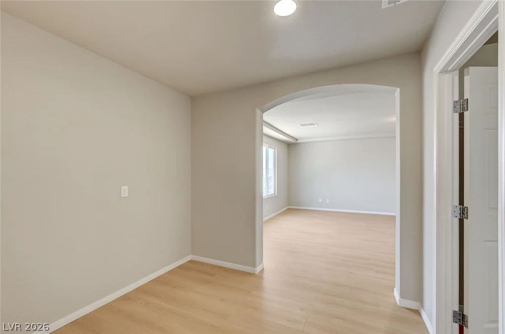 5562 Yarra Valley, Las Vegas, NV 89139