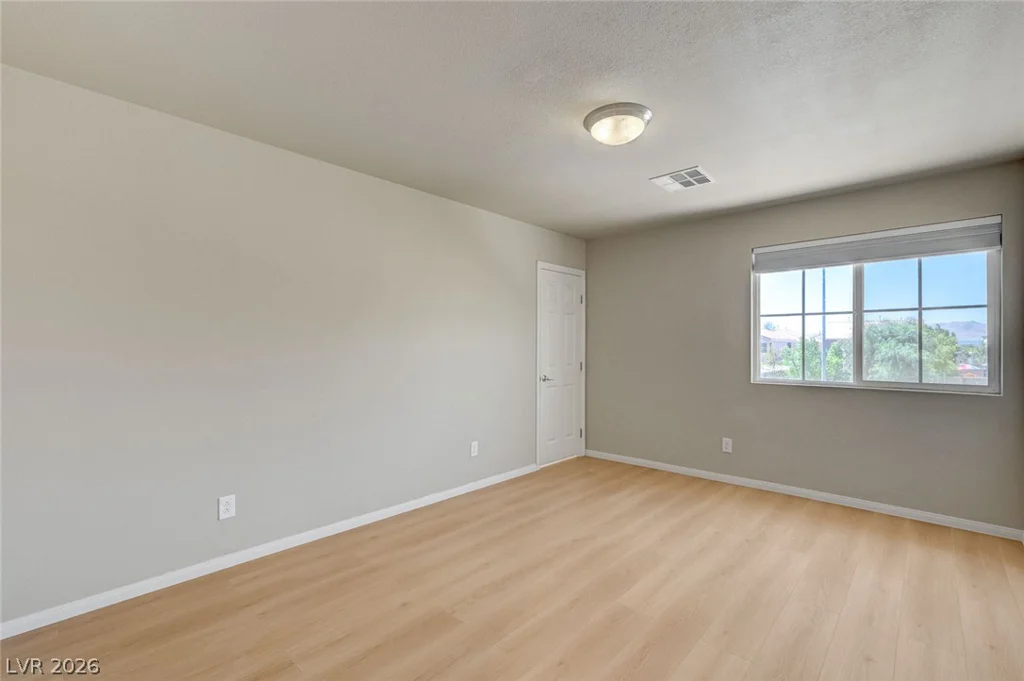 5562 Yarra Valley, Las Vegas, NV 89139