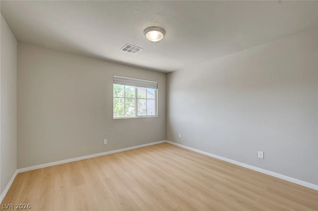 5562 Yarra Valley, Las Vegas, NV 89139