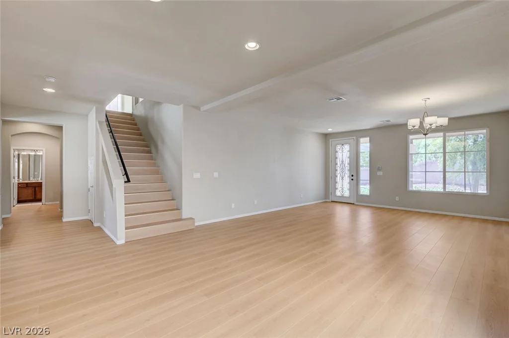 5562 Yarra Valley, Las Vegas, NV 89139