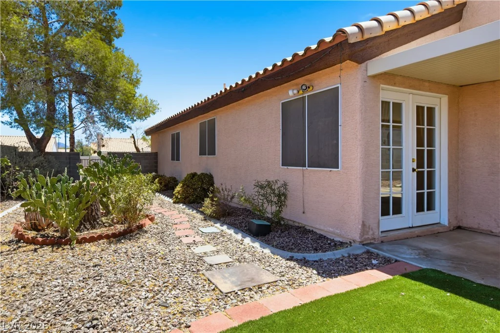 684 Mineral Hill, Henderson, NV 89002