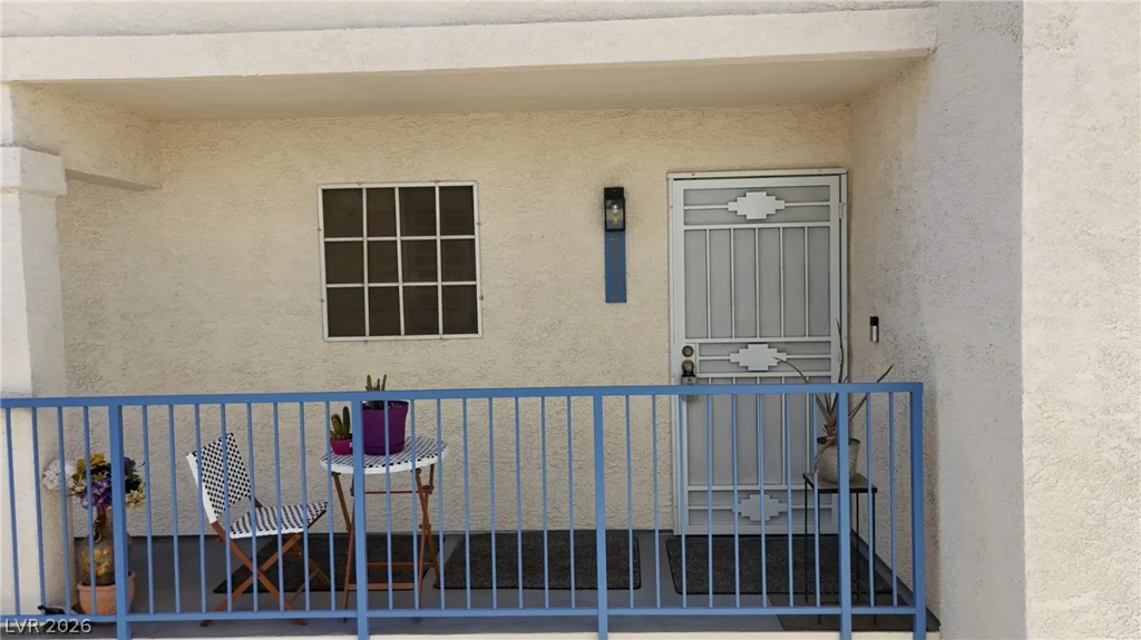 2725 Nellis, Las Vegas, NV 89121