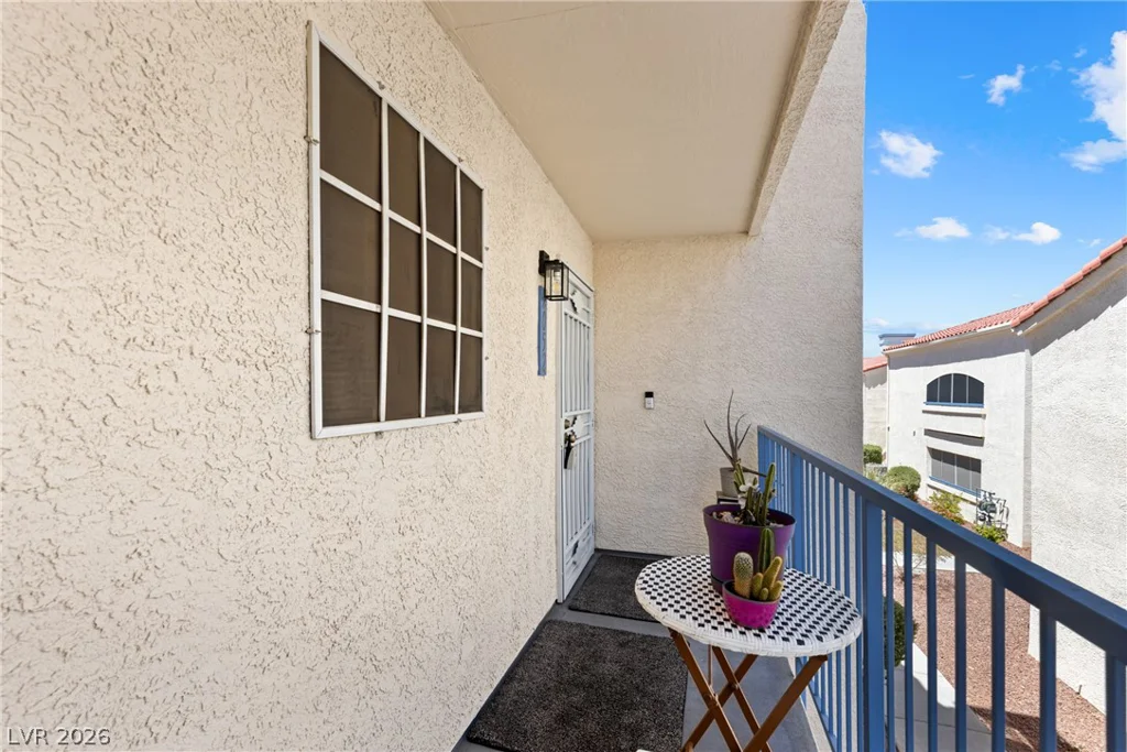 2725 Nellis, Las Vegas, NV 89121