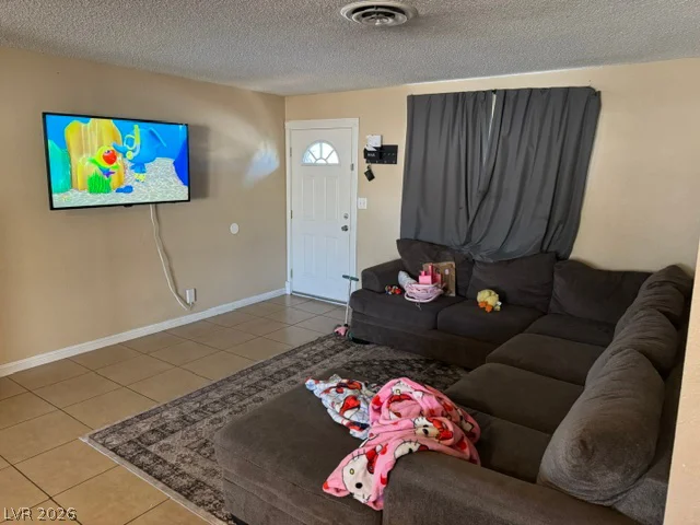 4102 Ogden, Las Vegas, NV 89110