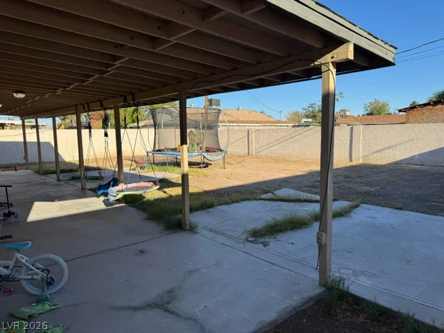 4102 Ogden, Las Vegas, NV 89110