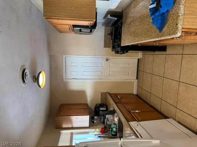 4102 Ogden, Las Vegas, NV 89110